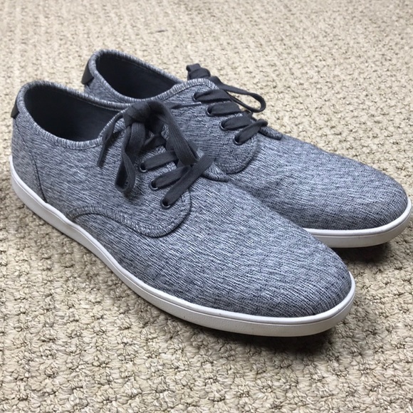 steve madden canvas sneakers